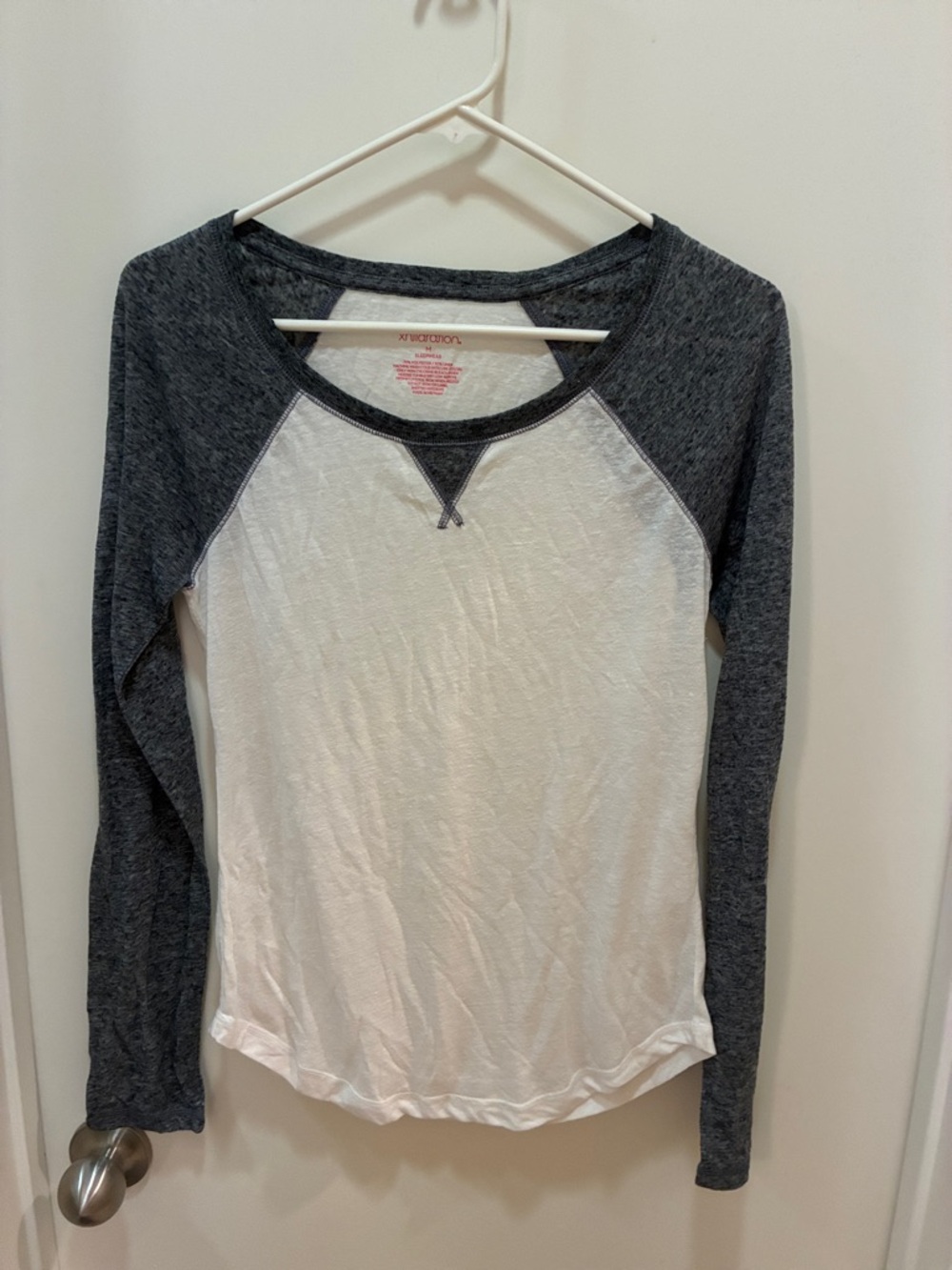 Xhilaration Two-Tone Raglan Long Sleeve Top - White & Charcoal Heather
